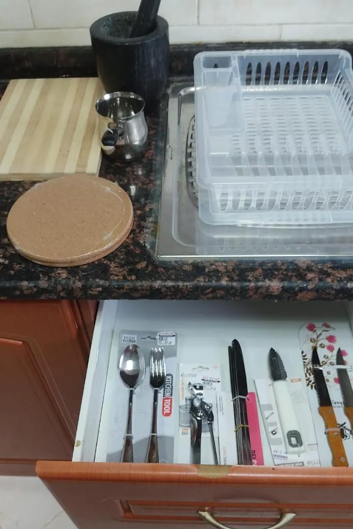 Lägenhet Smart Home Vacation Home Sharjah Förenade Arabemiraten